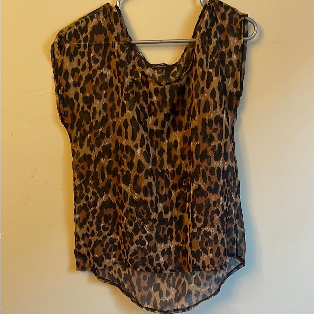 Leopard Print Women's Top (Bin Q)​​